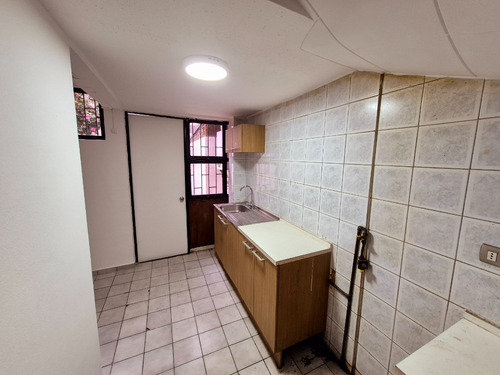Los Aliagas/ Metro Villa Frei- 2d +1d Uso Home Office-2b