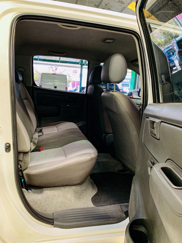 Toyota Hilux 3.0 Cd Sr I 171cv 4x2