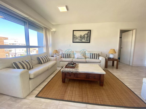 Alquiler, Apartamento, 2 Dormitorios, Península, Punta Del Este, Uruguay