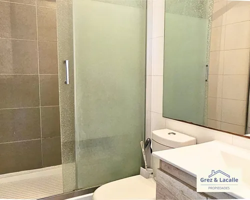 Se Vende Departamento Con Excelentes Terminaciones
