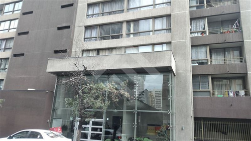 Departamento En Venta De 2 Dorm. En Santiago