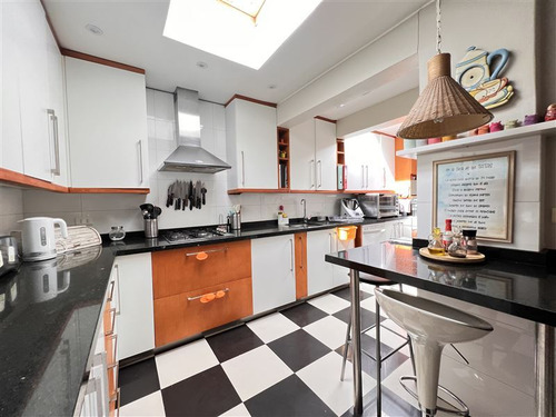 Casa En Venta San Carlos De Apoquindo