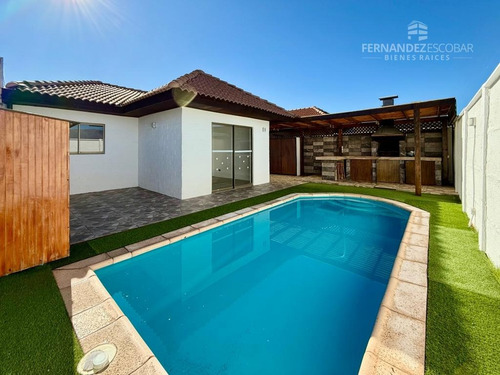 San Esteban - Vende Casa 3d 2b 1e - Cond. Los Solares