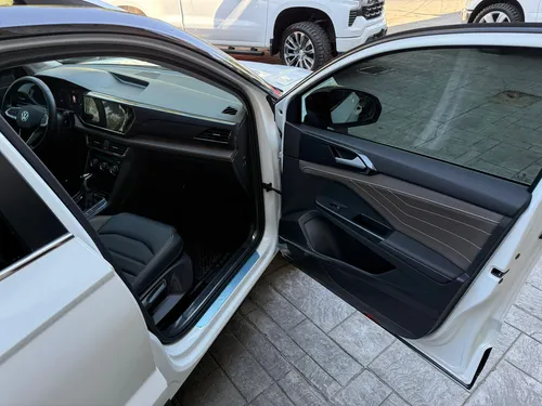 Volkswagen Taos 1.4 Tsi Highline At