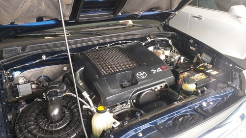 Toyota Sw4 3.0 I Srv At C/cuero 4x4