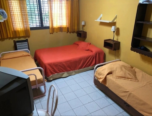 Imagen 9 de 14 de Casa Tipo Quinta En Chascomús