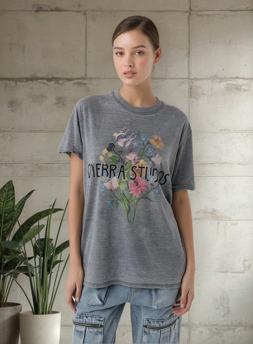 Remera Ginebra Studios Blanco Negro I25
