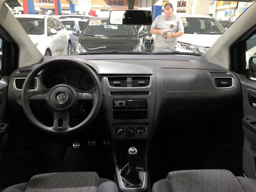 Imagem 10 de 12 de Volkswagen Fox 1.6 Mi 8v Flex 4p Manual