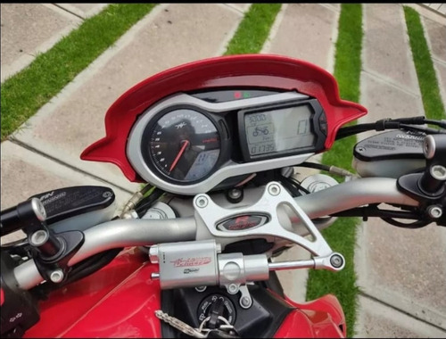 1100 Cc De Pistas Seminueva Placas De Ags.