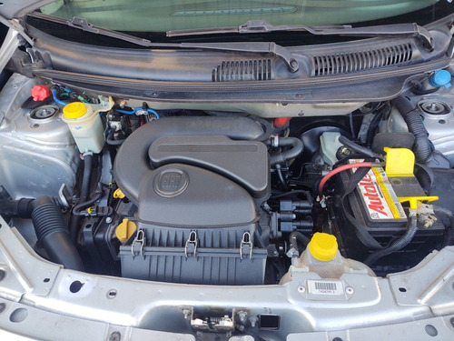 Imagem 9 de 10 de Fiat Palio 2013 1.0 Attractive Flex 5p
