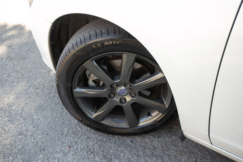 Imagem 10 de 14 de Volvo V60 2.0 T4 Drive-e Momentum