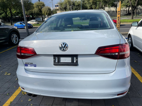 Imagen 5 de 14 de Volkswagen Jetta 2018 2.0 Tiptronic At