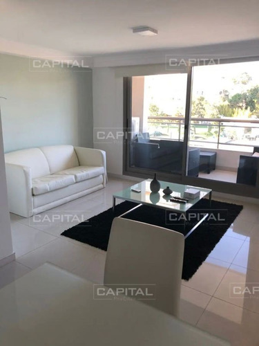 Imagen 2 de 9 de Apartamento De Un Dormitorio En Venta, Punta Del Este - Punta Del Este Roosevelt