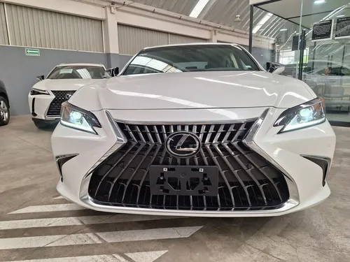 Lexus ES 4p 300H HEV L4/2.5 Aut