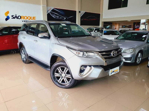 Toyota Hilux Sw4 Sr 2.7 - 7 Lugares