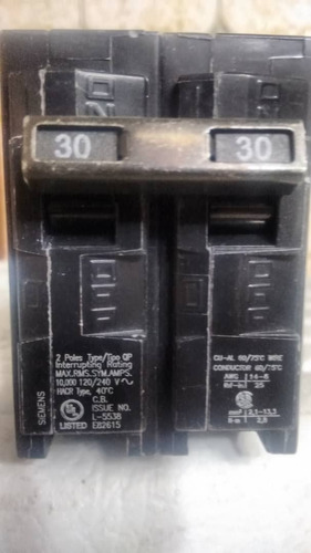 Breaker Siemens 2 X 30 Amperios. Ver Descripcion