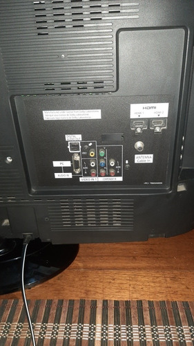 Imagen 5 de 7 de Tv 32 Panasonic Lcd Con Su Control Original En Perfecto Est