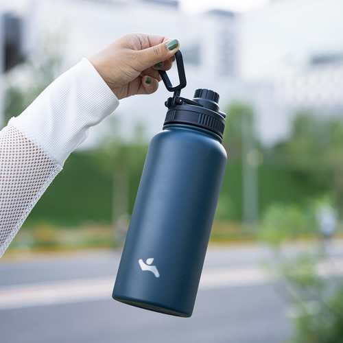 Botella De Agua Aislada, Deportiva De Acero Inoxidable