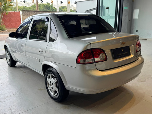 Chevrolet Corsa Classic 1.0 MPFI LS 8V FLEX 4P MANUAL