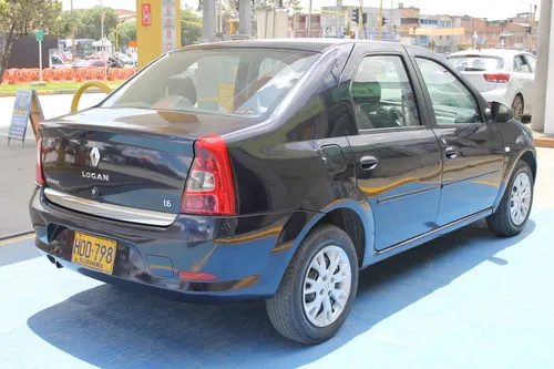 Renault Logan 1.6 Expression 2014