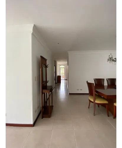 Venta Apartamento De 230mtrs2 En El Peñón, Oeste De Cali 8313.