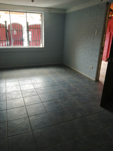 Hermosa Casa En Pasaje Los Alerces Lampa