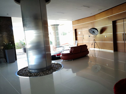 Imagen 26 de 30 de Espectacular Apartamento En Venta En Punta Del Este Piso Alto Con Vista A La Mansa