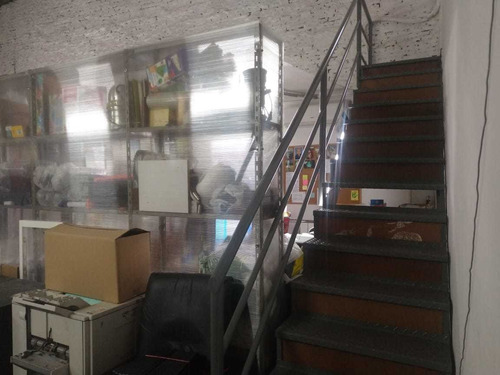 Imagen 10 de 14 de Deposito/ Galpón Caballito