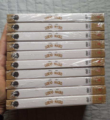 O Gordo E O Magro (box Dvd Lacrados) 10 Unidades