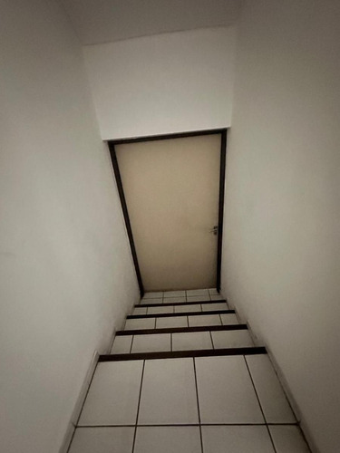 Duplex En Venta En Avenida España, Ciudad E Mendoza