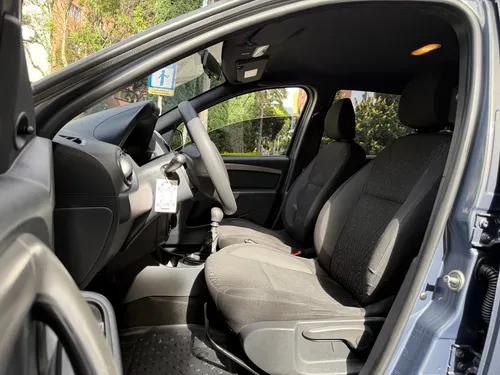 Renault Duster Oroch 2.0 Intens 4x2 Mec.