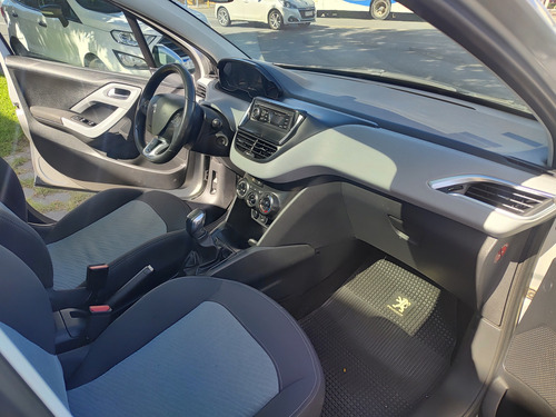 Peugeot 208 1.6 Allure