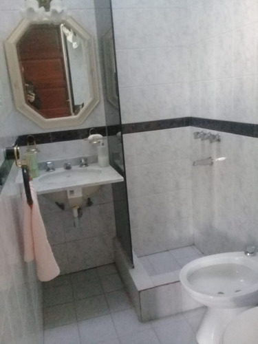 Imagen 11 de 28 de Importante Chalet De 6 Ambientes Sobre Doble Lote