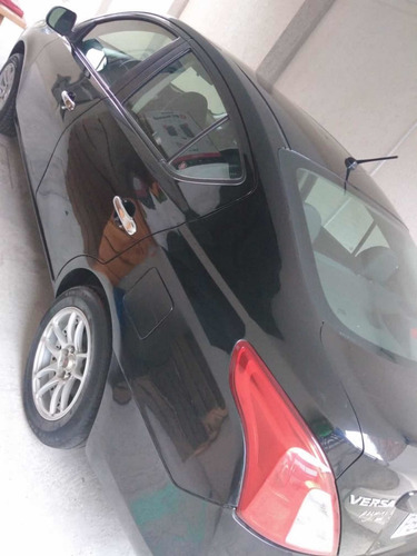 Nissan Versa Año 2013