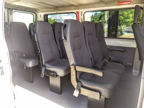 Peugeot Boxer 2.3 Hdi 330 Passageiro 16 Lugares 8v Diesel