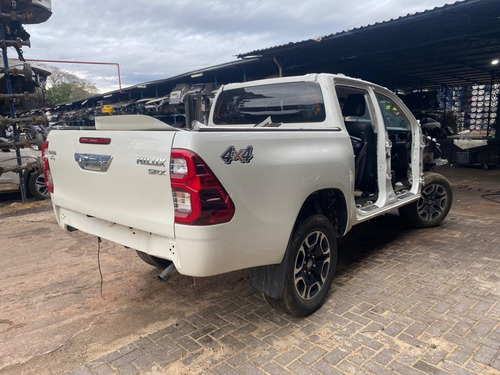 Sucata Toyota Hilux 2021 Diesel 204 Cvs