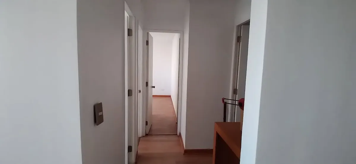 Imagen 4 de 6 de Amplio Departamento 3d2b+1e - Remodelado