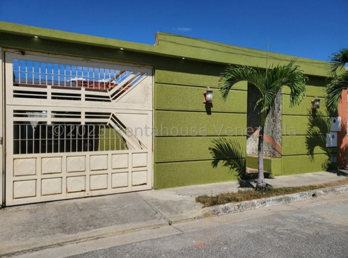 Asg Bella Casa En Venta Urb El Bosque Cagua 24-13350