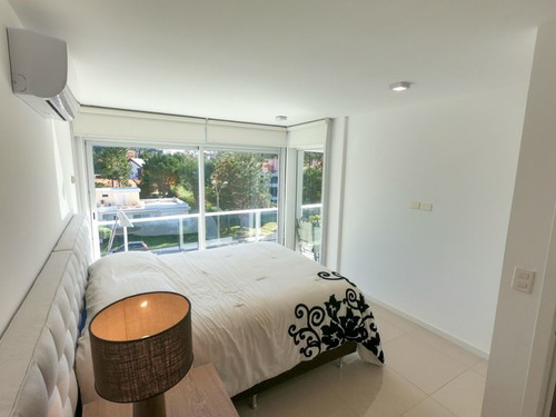 Imagen 9 de 30 de Apartamento 3 Dormitorios En Playa Mansa, Punta Del Este - Parc Du Soleil