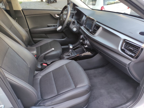 Imagem 6 de 16 de Kia Rio Ex 1.6 Automático Com Apenas 6.500km