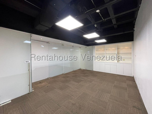 Ds Oficina En Alquiler - Altamira / 25-22560