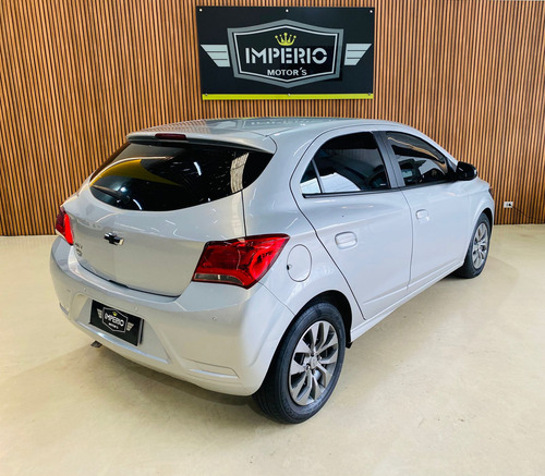 Chevrolet Onix 1.0 5p marchas