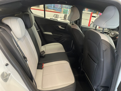 Fiat FASTBACK FASTBACK IMPETUS TURBO 200 HYBRID AT
