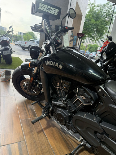 Indian 1200 Scout Bobber 2024