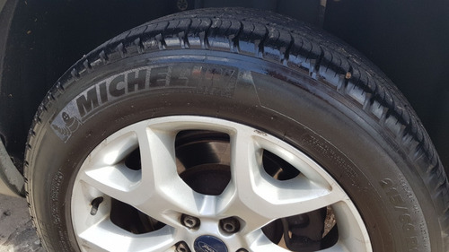 Imagen 13 de 15 de Ford Kuga Titaniun 2.5t 4x4 At