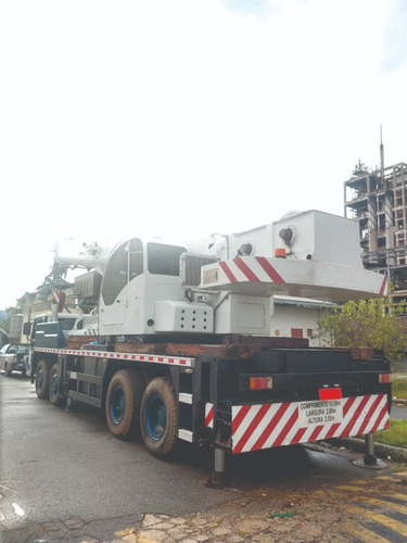 Imagem 8 de 10 de Guindaste Rodoviário Xcmg Cap 60 Ton 2008 - 2616