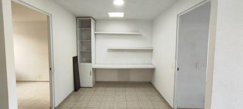 Casa De 1 Solo Nivel En Renta En Viñedos Queretaro