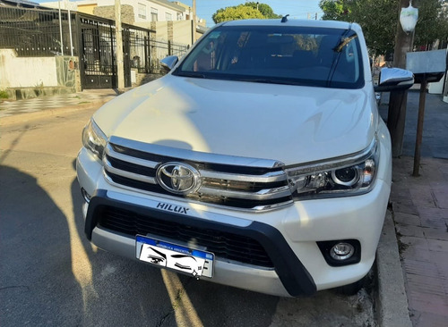 Toyota Hilux 2.8 Cd Srx 177cv 4x2 At