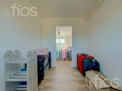Imagen 27 de 28 de Venta Casa De 3 Dormitorios Con Parque Piscina Cochera En Funes