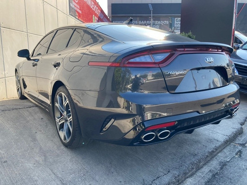 Imagen 4 de 11 de Kia Stinger 2020 3.0 V6 Gt